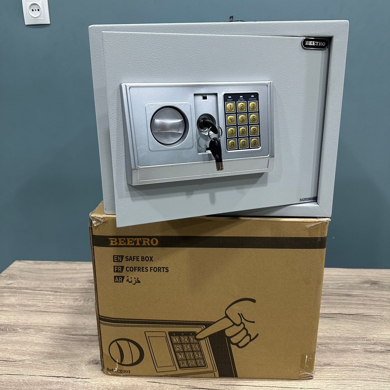 COFFRE BEETRO TC0303 380X300X300 GRIS